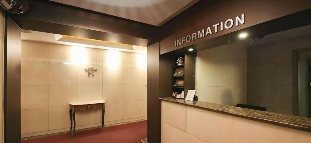 Sinyoung Motel Séoul Extérieur photo